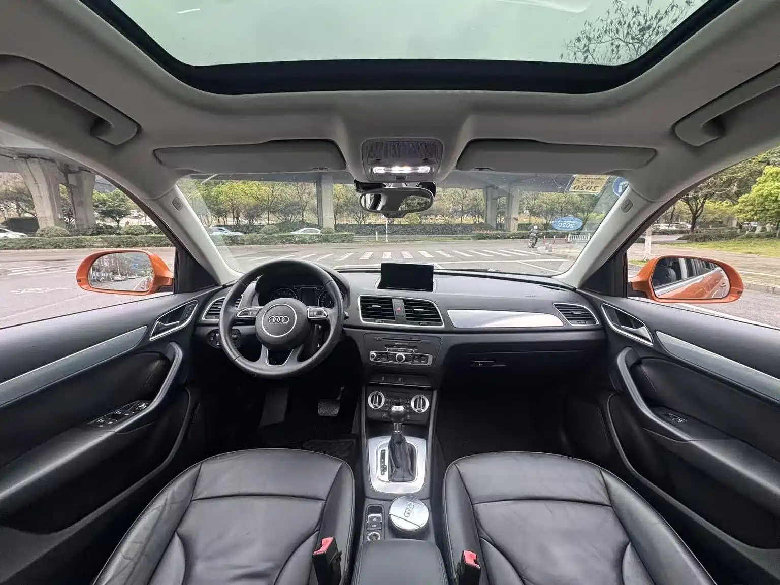 Photo 13 - Audi Q3