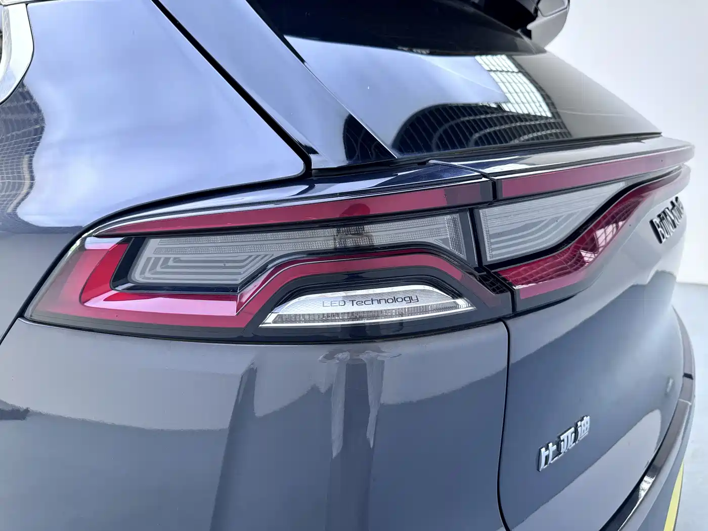 BYD Tang 2018 2.0T Automatic Smart Connection Noble Edition 7-Seater China V фото 9