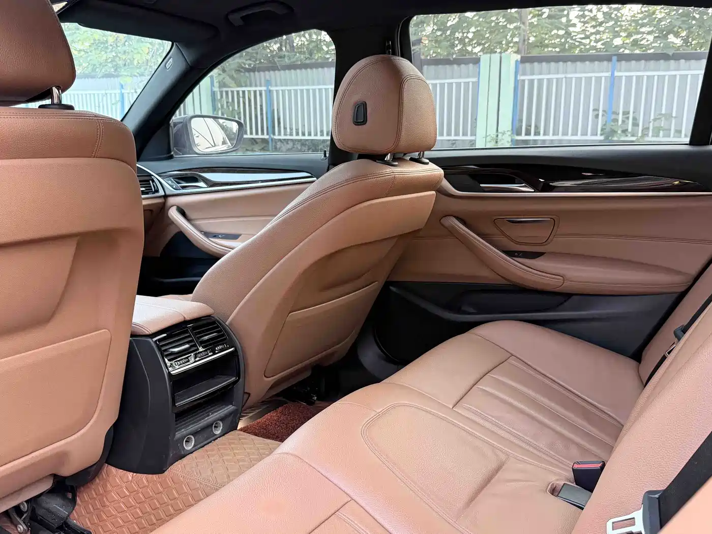 BMW 5 Series 2017 528Li Leading Edition фото 5