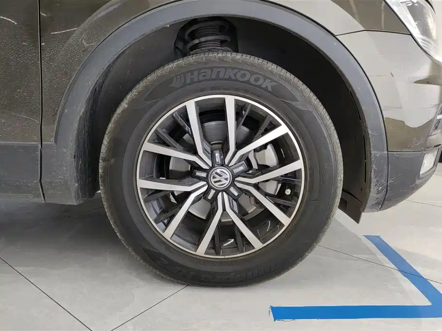 Volkswagen Tiguan L 2018 330TSI Automatic 2WD Luxury Edition фото 6