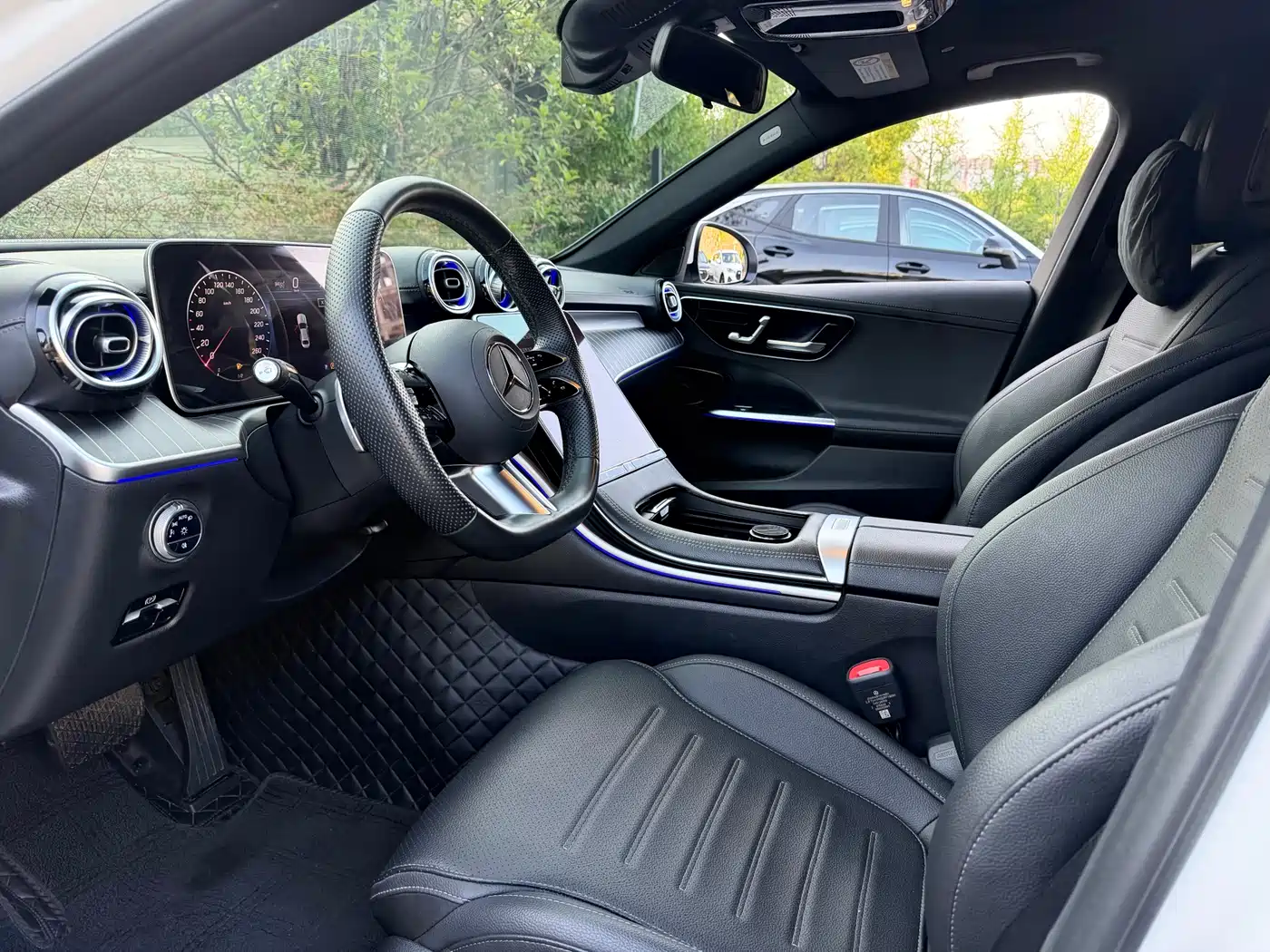 Mercedes-Benz C-Class 2024 C 260 L Sport фото 3