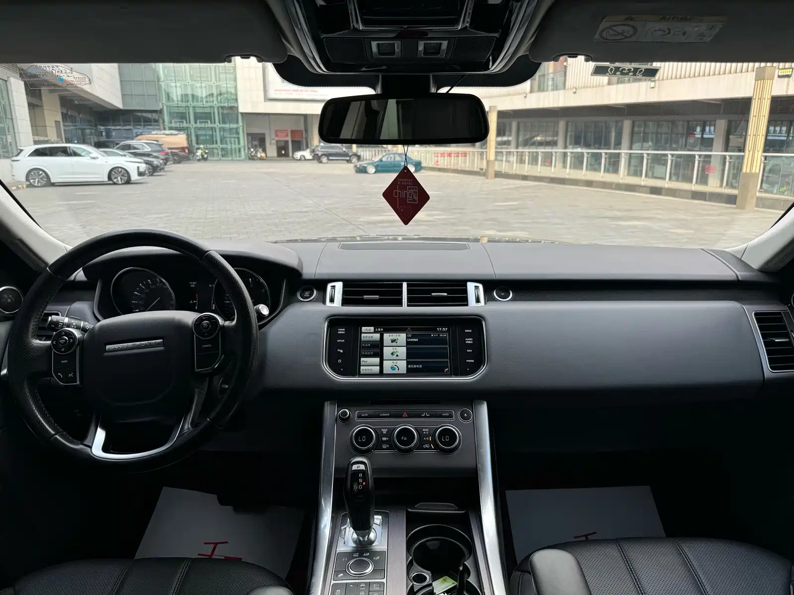 Фото 4 - Land Rover Range Rover Sport