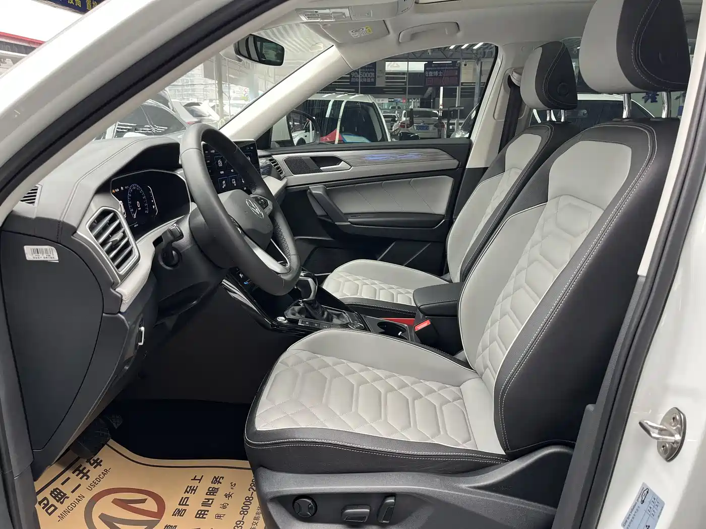 Volkswagen Tayron 2023 380TSI 4WD R-Line High-Performance Edition фото 4