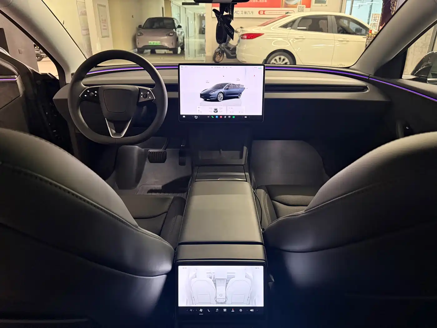 Фото 7 - Tesla Model 3