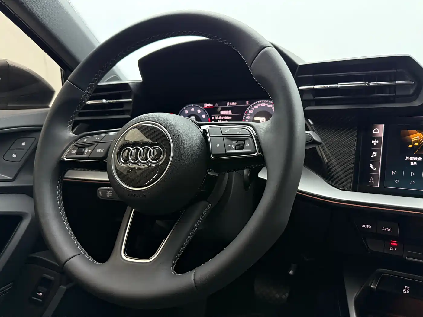 Audi A3 2023 Facelift Sportback 35 TFSI Fashion Sport фото 11