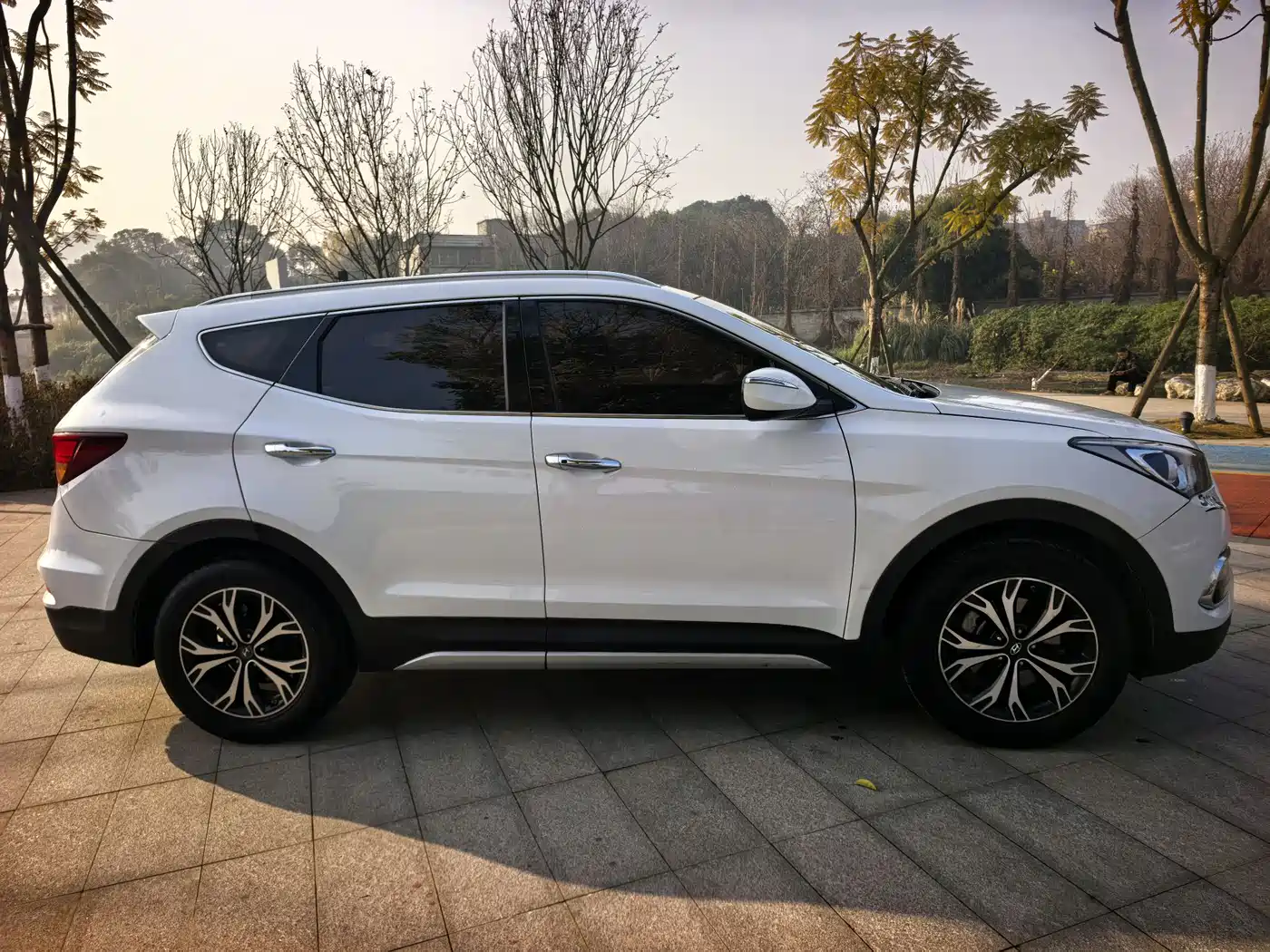 HYUNDAI SHENGDA