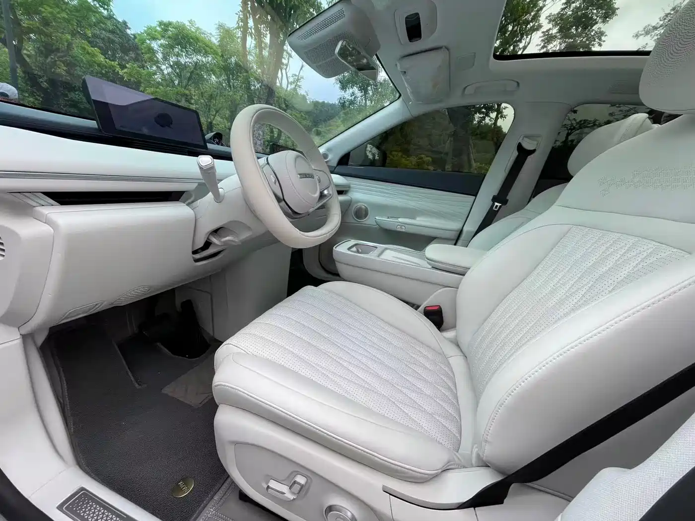 Exeed Exlantix ET 2025 2025 Model EREV 240 Pro 4WD Highway Assist