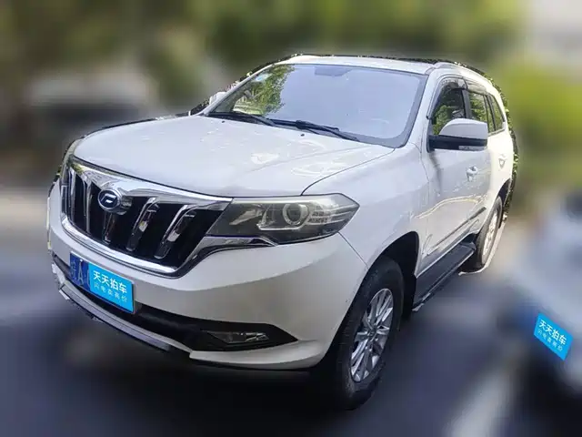  Foday Lanfu 2015 2.4L Petrol 2WD Luxury 7-Seater