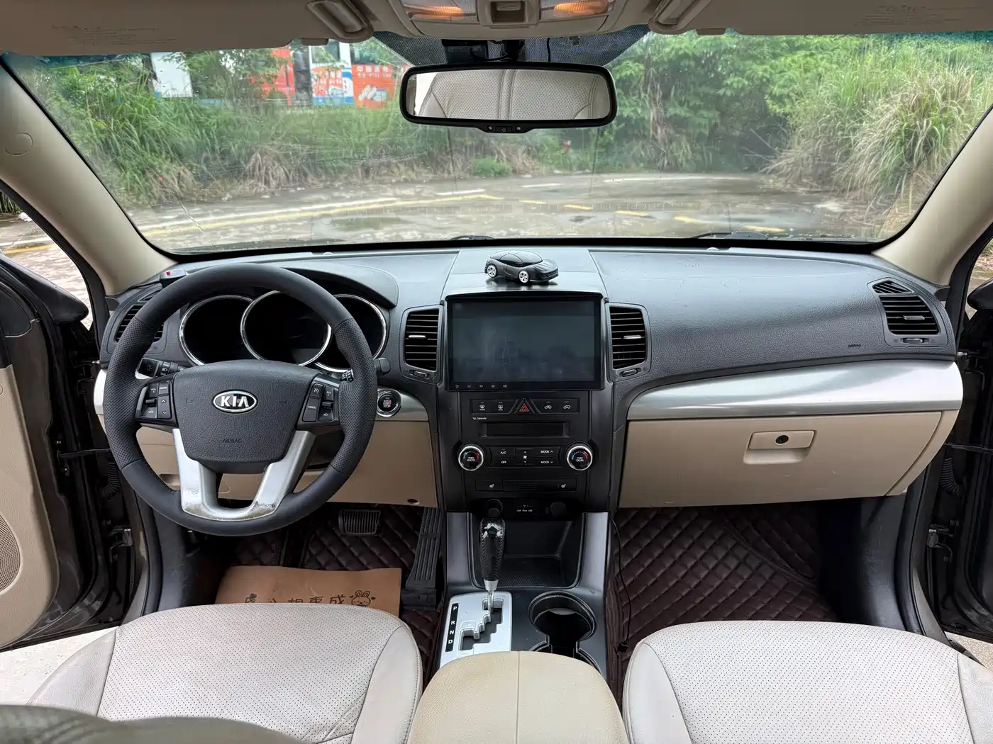 Kia Sorento 2009 2.4L Luxury Edition фото 14