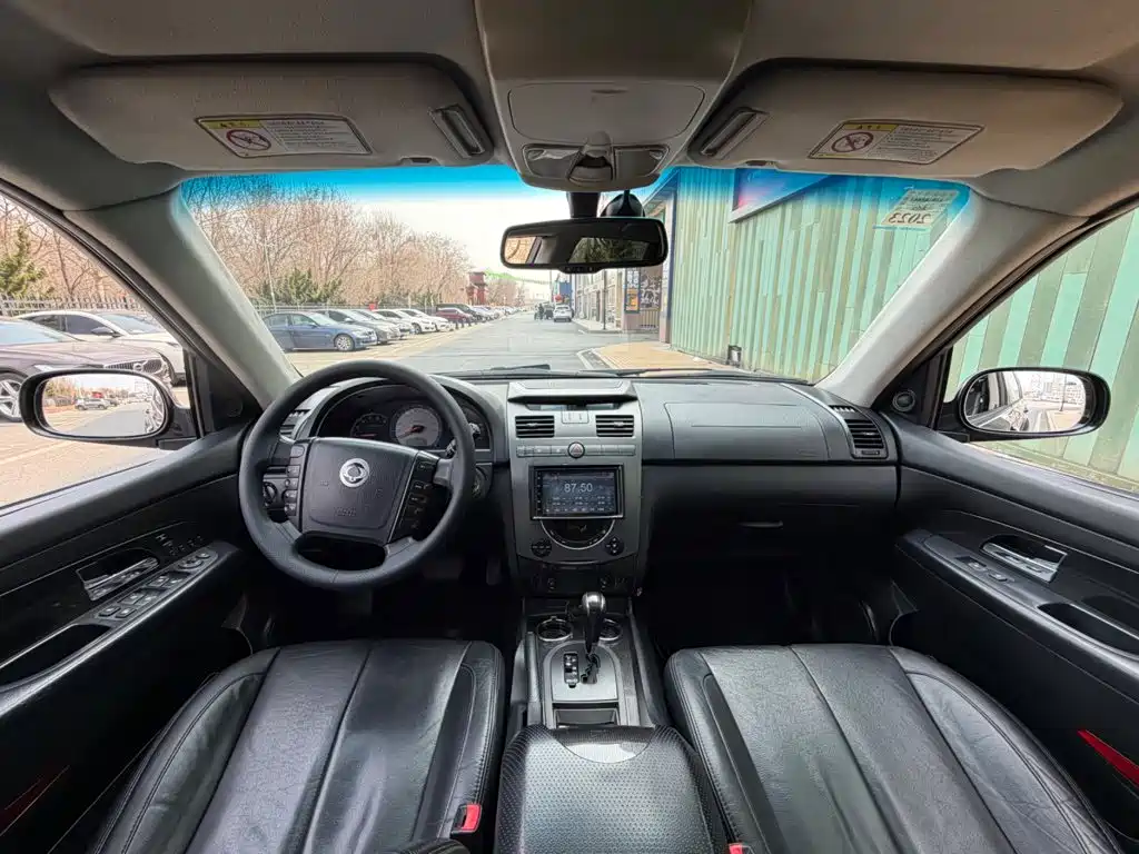 SsangYong Rexton 2013 2011 2.0T AWD Luxury Navigation