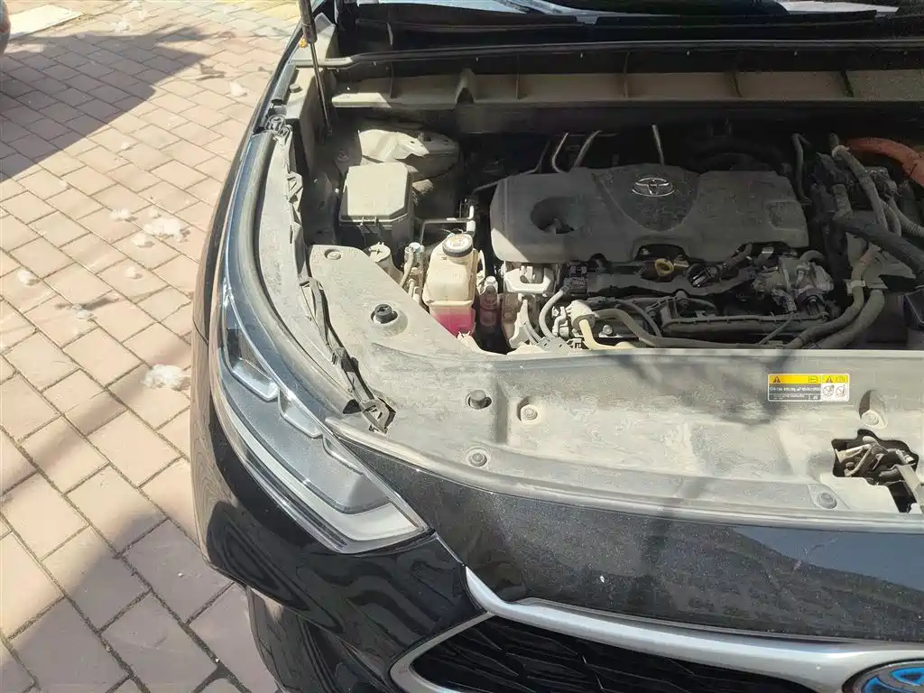 Toyota Highlander 2022 Model Dual Engine 2.5L 4WD Premium Edition 7-Seater фото 21