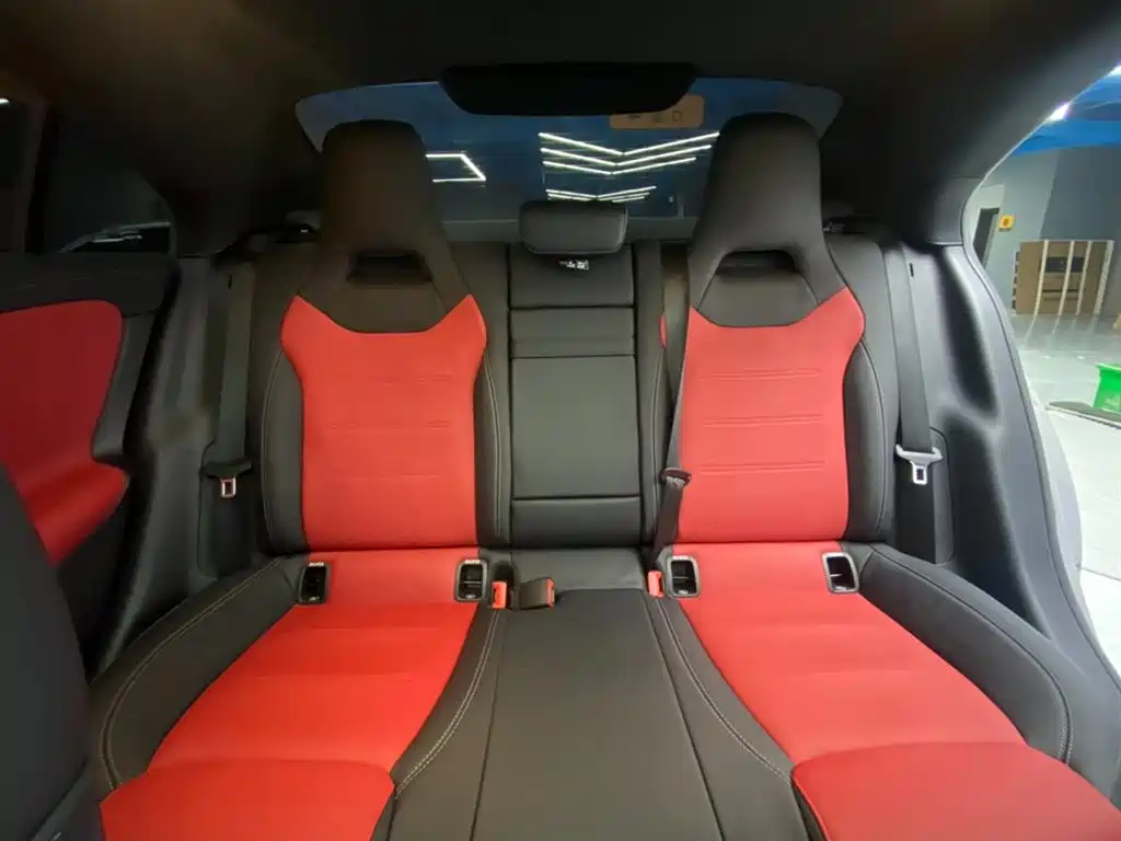 Mercedes-Benz CLA AMG 2023 AMG CLA 35 4MATIC фото 23