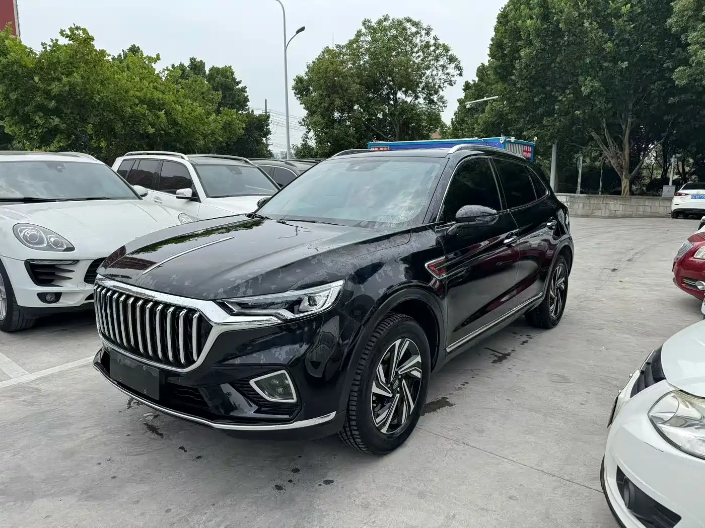 Hongqi HS5 2022 2.0T Smart Connect Premium Edition