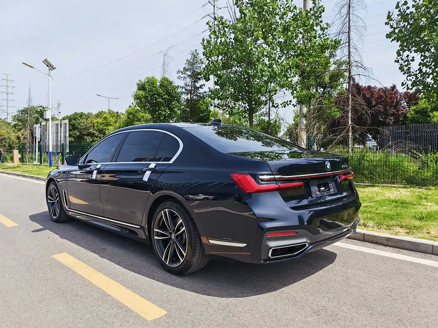 BMW 7 Series 2021 Model 730Li M Sport Package фото 14