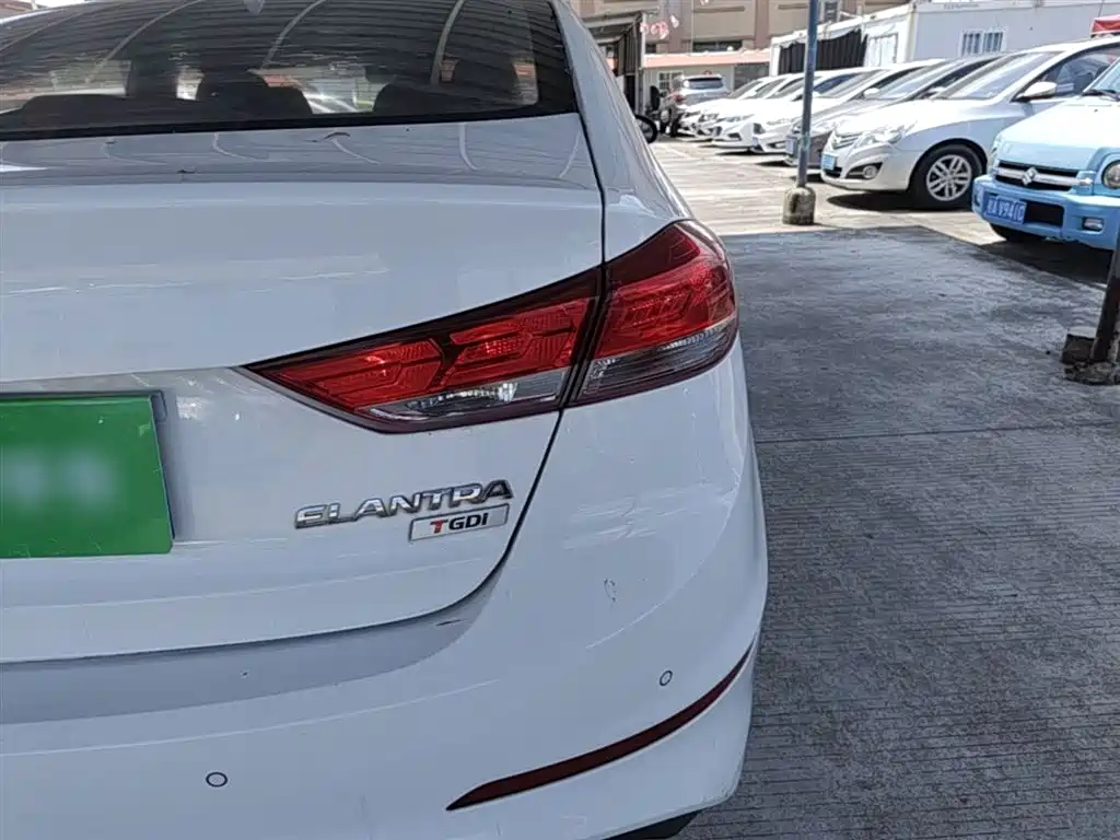 Hyundai Elantra 2019 1.4T Dual-clutch XuanDong·Vitality Type фото 8