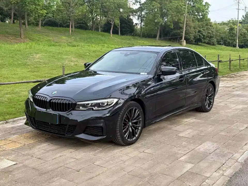 BMW 3 Series 2022 325Li M Sport Shadow Edition
