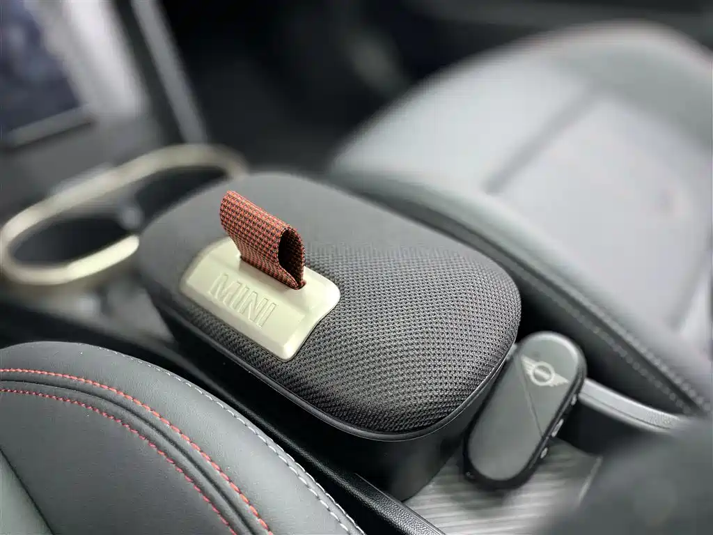 MINI JCW 2025 2025 JOHN COOPER WORKS