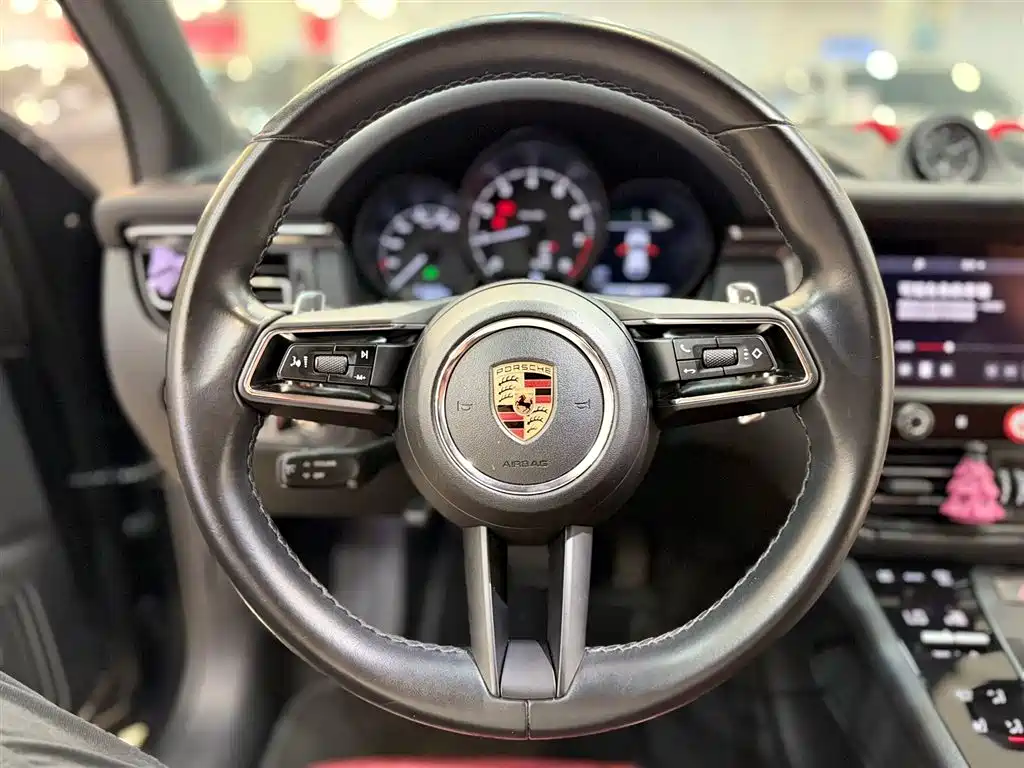 Porsche Macan 2023 Macan 2.0T фото 19