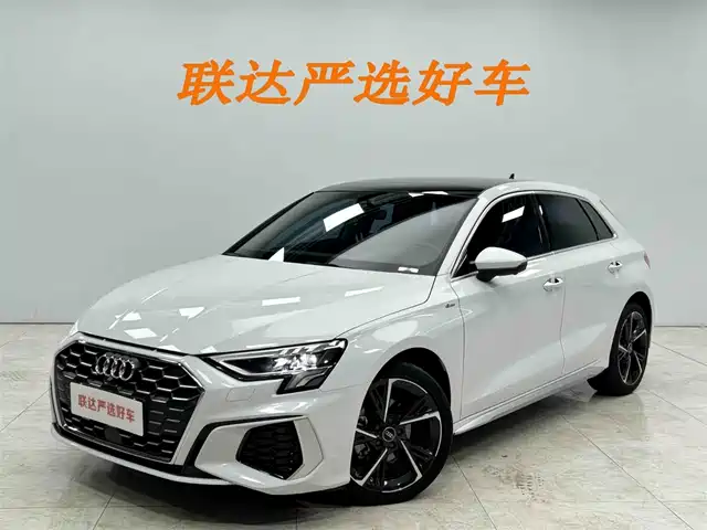 Audi A3 2023 Facelift Sportback 35 TFSI Fashion Sport