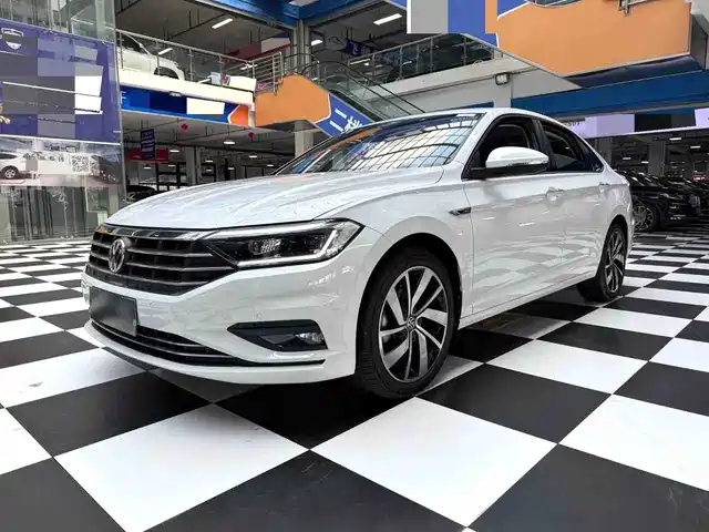 Volkswagen Sagitar 2022