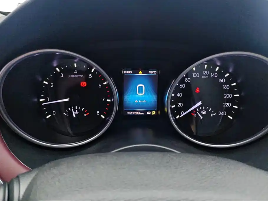 Haval H6 Coupe 2019 1.5T Automatic 2WD Luxury Smart Connect Edition China V фото 14