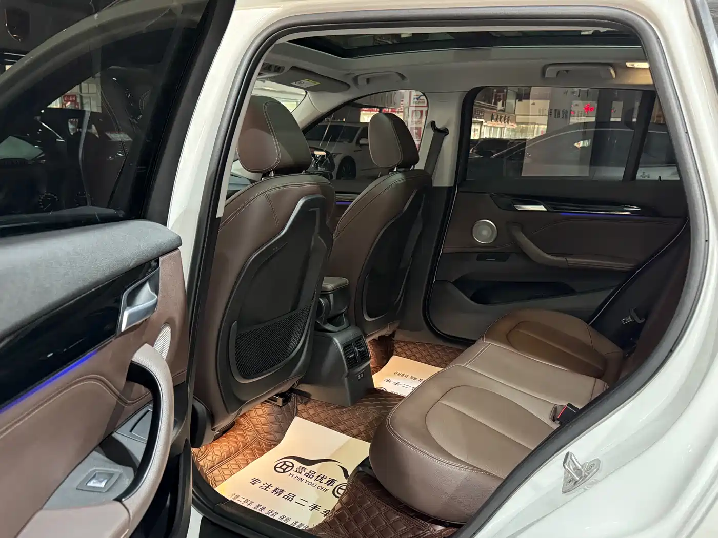 BMW X1 2022 sDrive25Li Leading фото 9