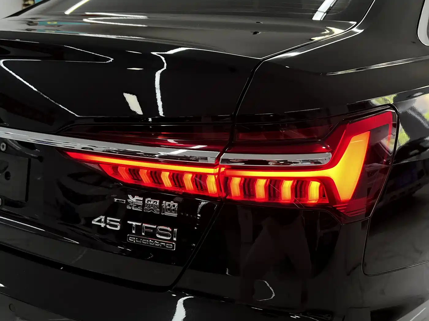 Audi A6L 2019 45 TFSI quattro Exclusive Elegance фото 24