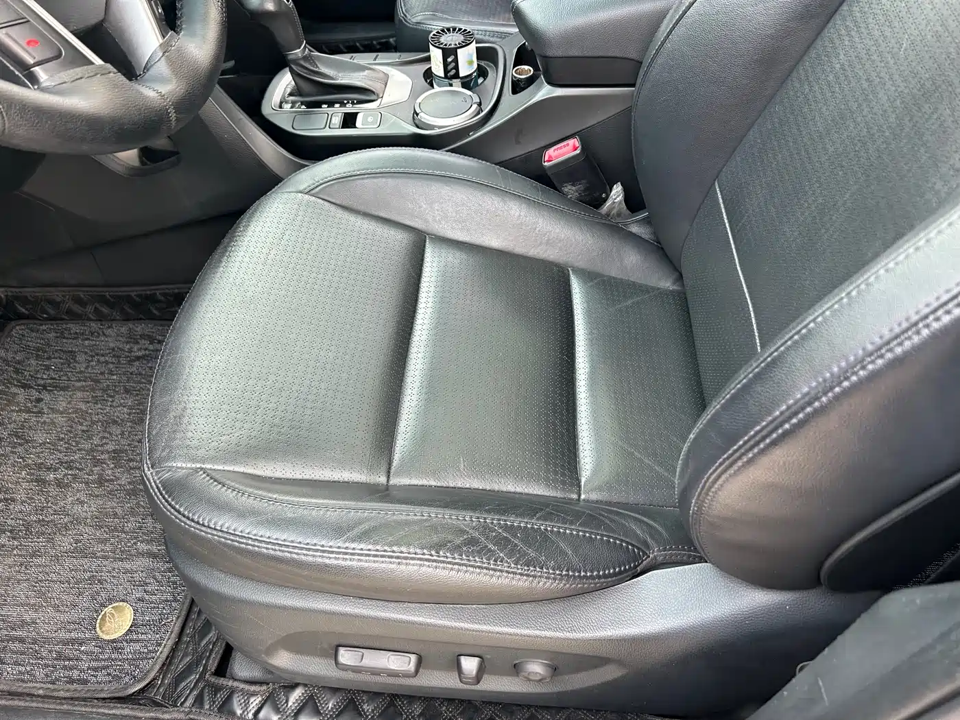 Hyundai Santa Fe 2013 Facelift 2.4L Automatic 4WD Smart фото 11
