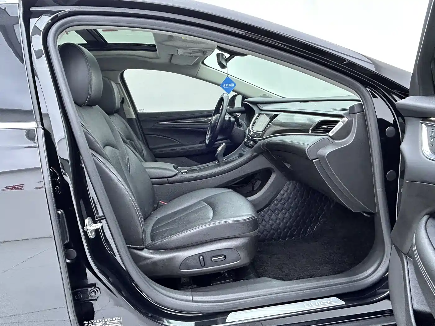 Buick LaCrosse 2022 652T Luxury фото 12