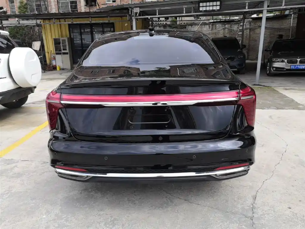 Hongqi H5 2024 2.0T Automatic Smart Connect Flag Enjoy Edition фото 6