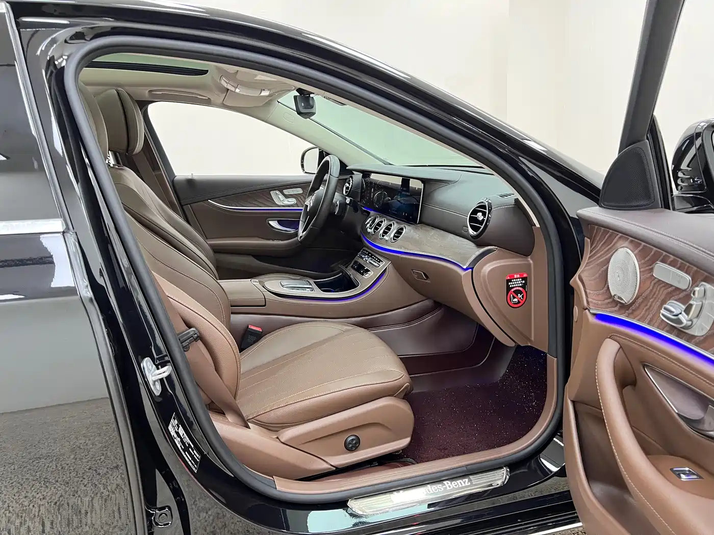 Mercedes-Benz E-Class 2023 Facelift E 300 L Luxury фото 23
