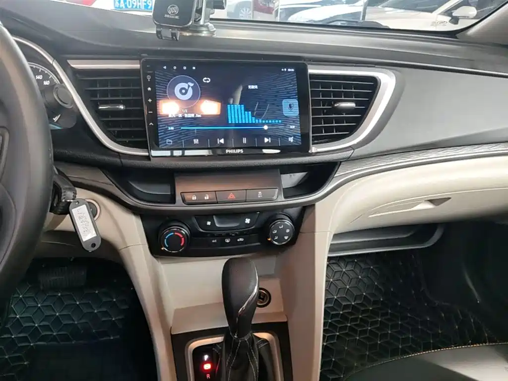 Buick Excelle 2015 15N Automatic Elite фото 12