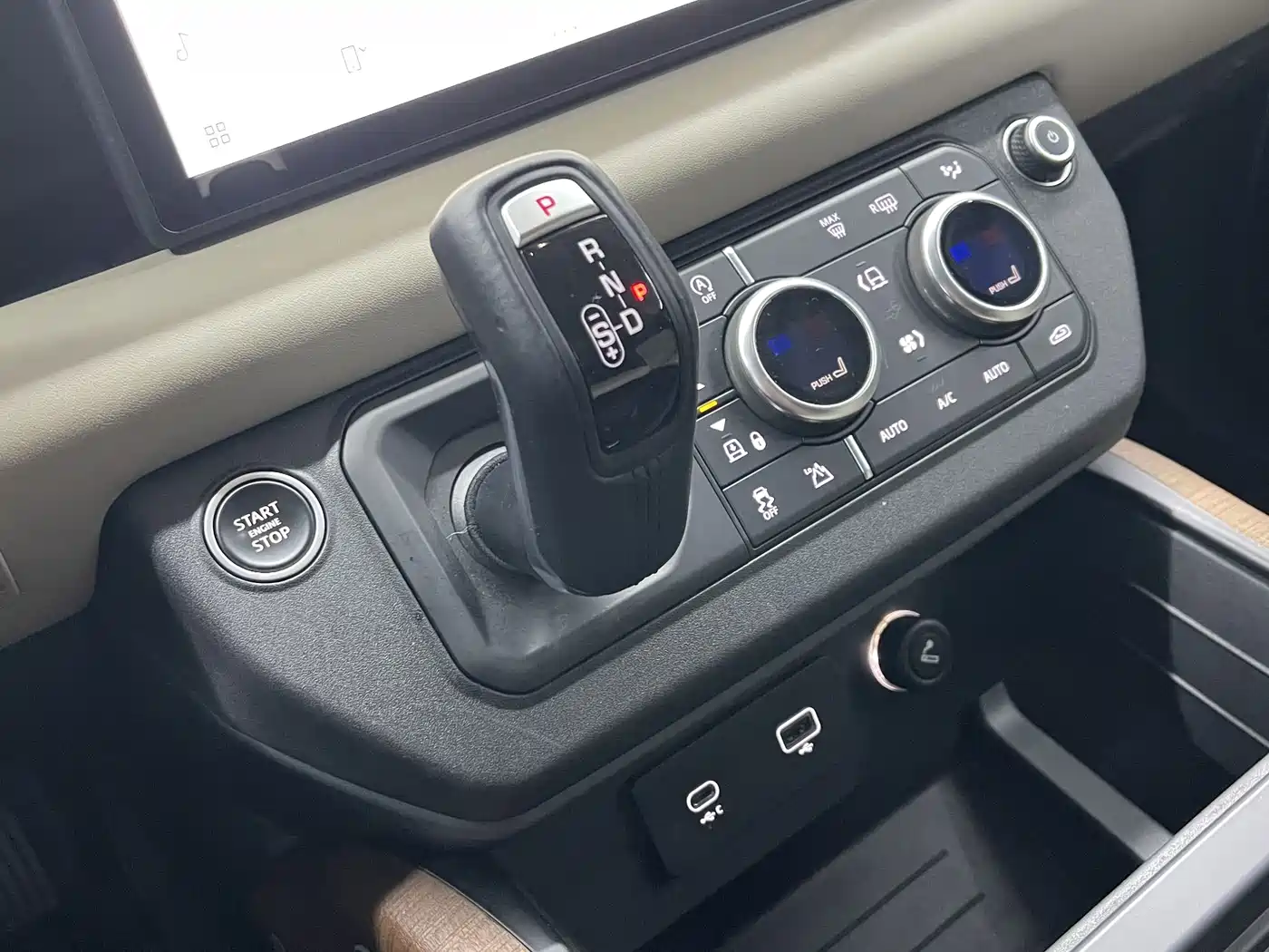 Land Rover Defender 2021 2021 110 P400 X-DYNAMIC HSE