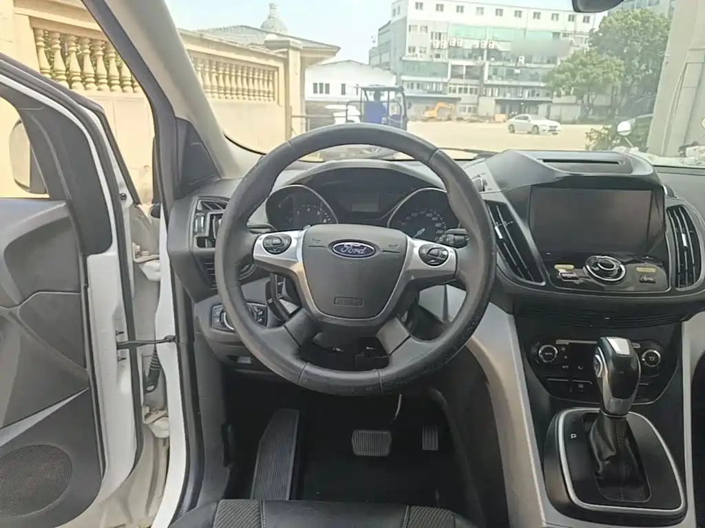 Ford Kuga 2016 2015 1.5L GTDi 2WD Trend