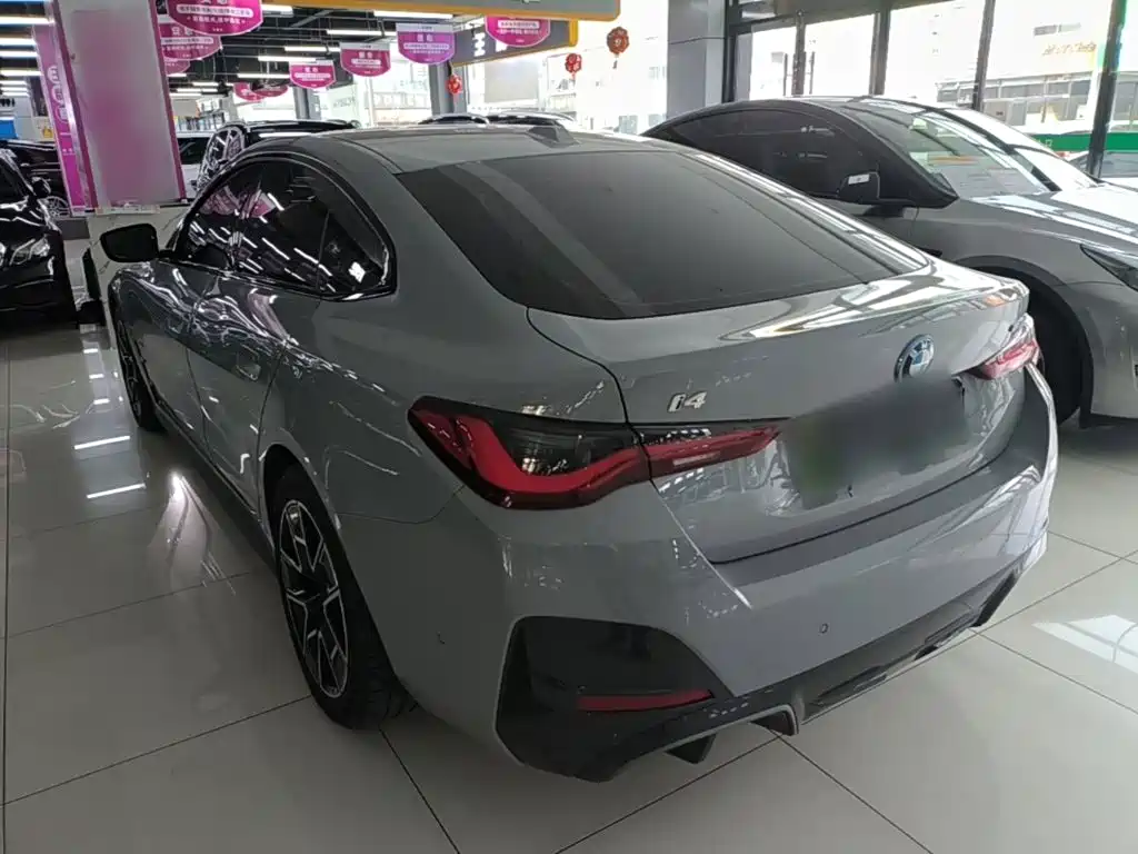 BMW i4 2023 2022 eDrive40