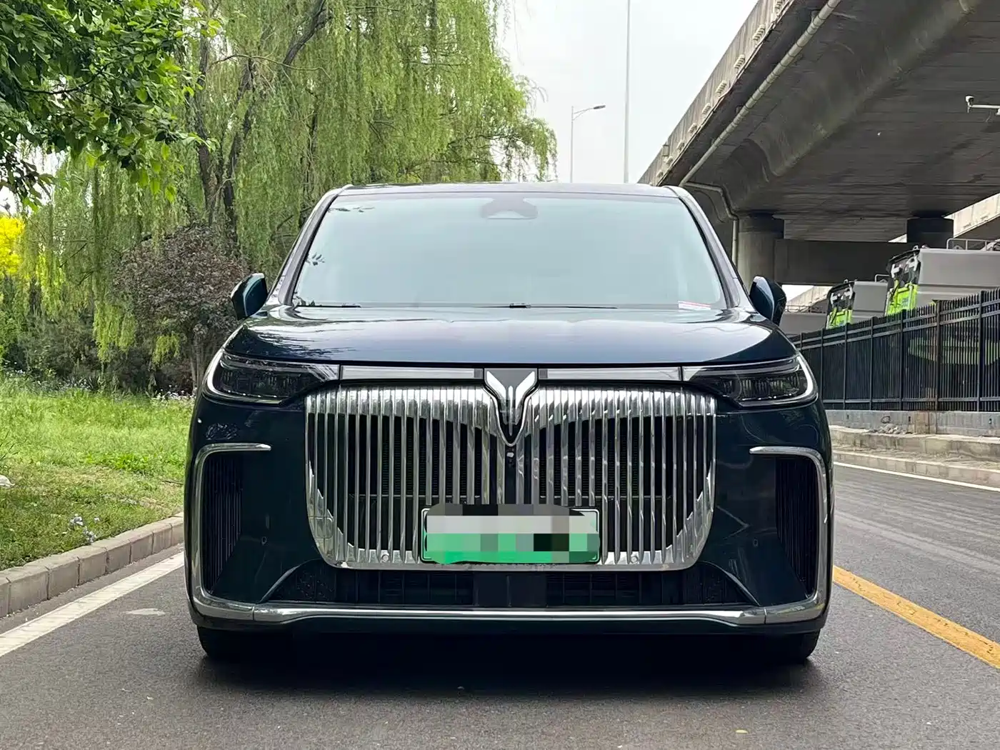 Voyah Auto Voyah Dreamer 2025 PHEV AWD Flagship Kunpeng Edition фото 2