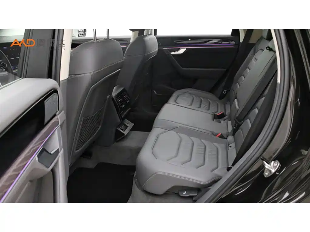 Volkswagen Touareg 2021 2.0TSI R-Line фото 7