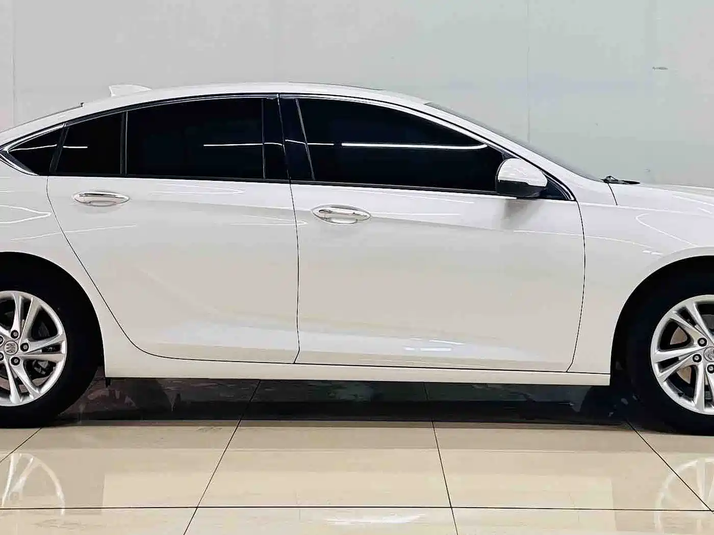 Buick Regal 2024 25T Ultra Comfort Edition фото 4