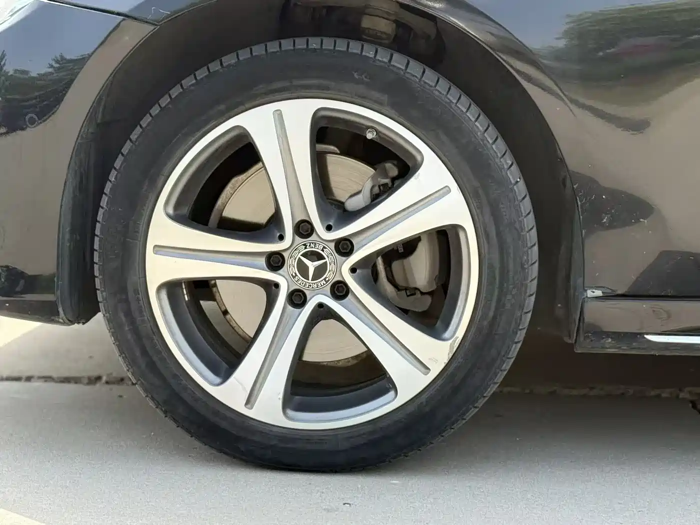 Mercedes-Benz E-Class 2020 Model E 260 L Sport фото 4