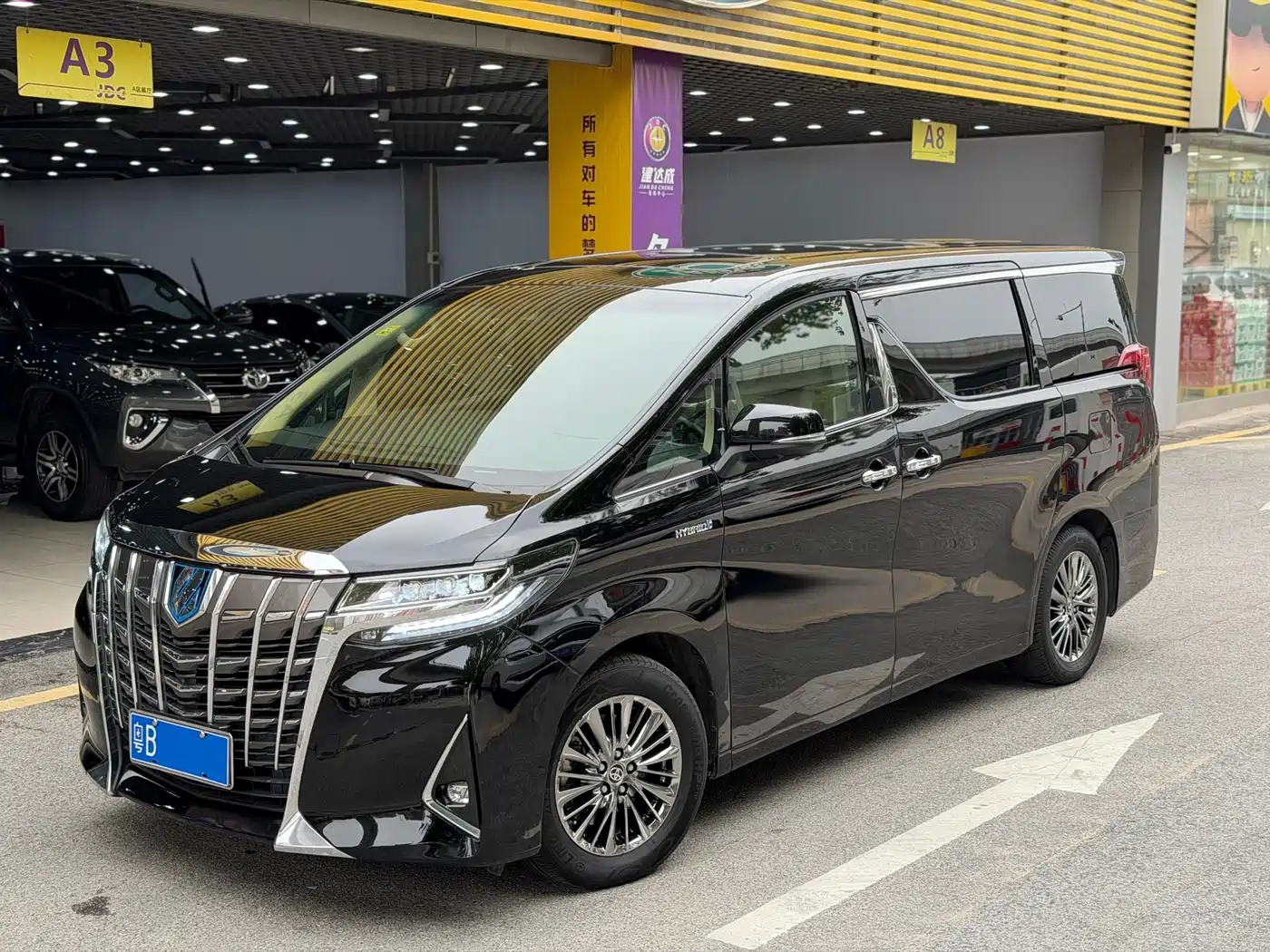 Toyota Vellfire 2019 Hybrid 2.5L HV Premium Edition
