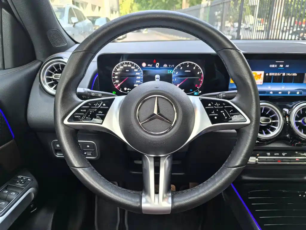 Mercedes-Benz GLB 2025 2025 Model GLB 220 Fashion Style