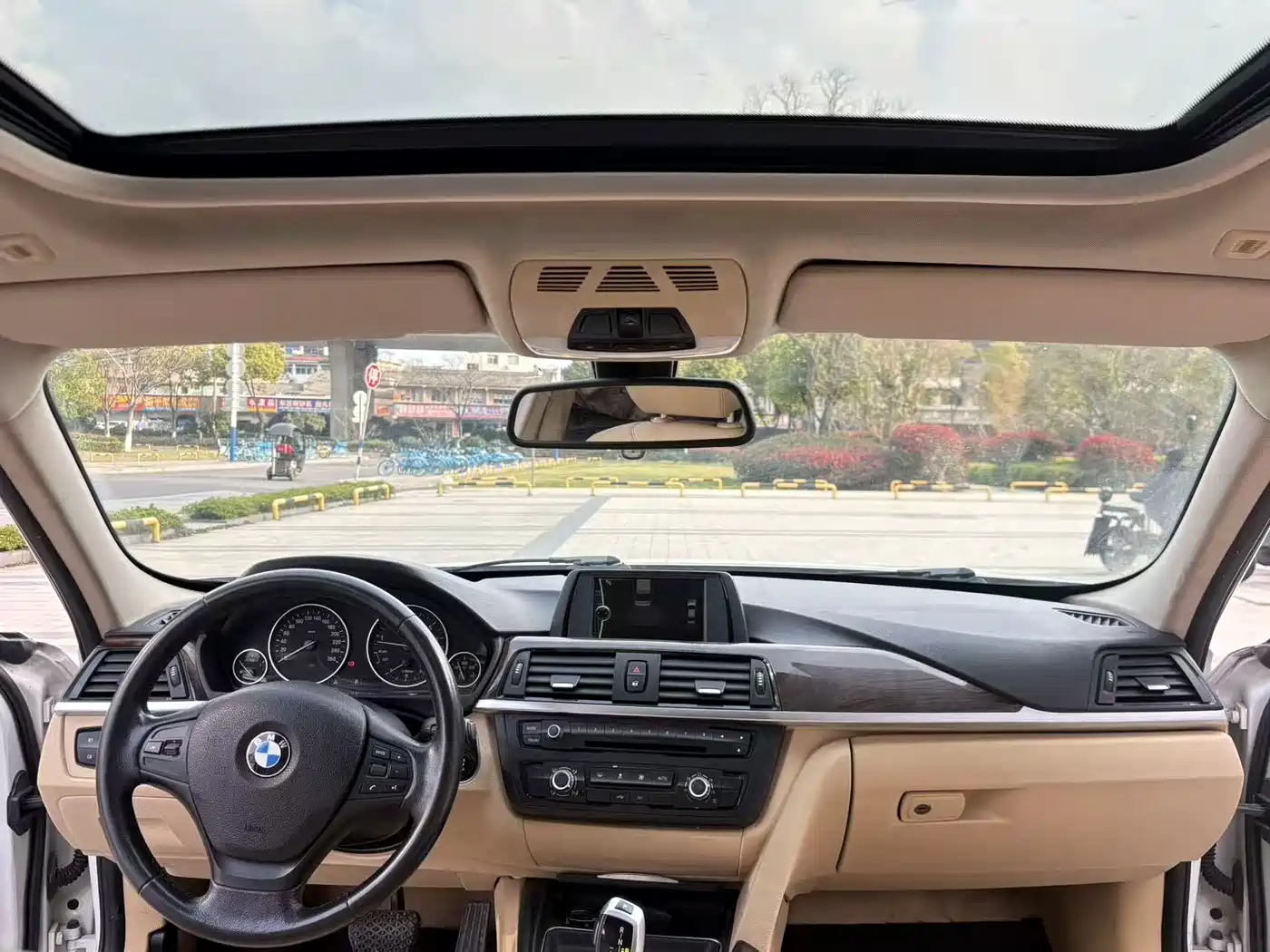 BMW 3 Series 2013 320Li Style Design Package фото 24