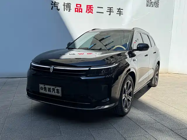 AITO Wenjie AITO M7 2025