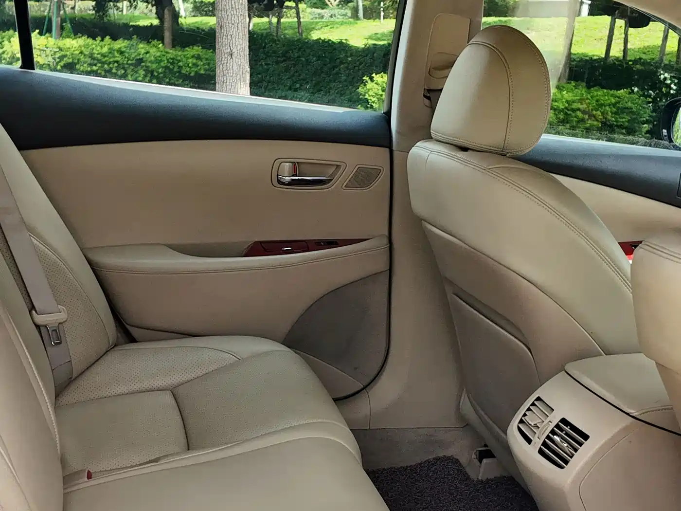 Lexus ES 2010 350 Luxury Edition фото 31