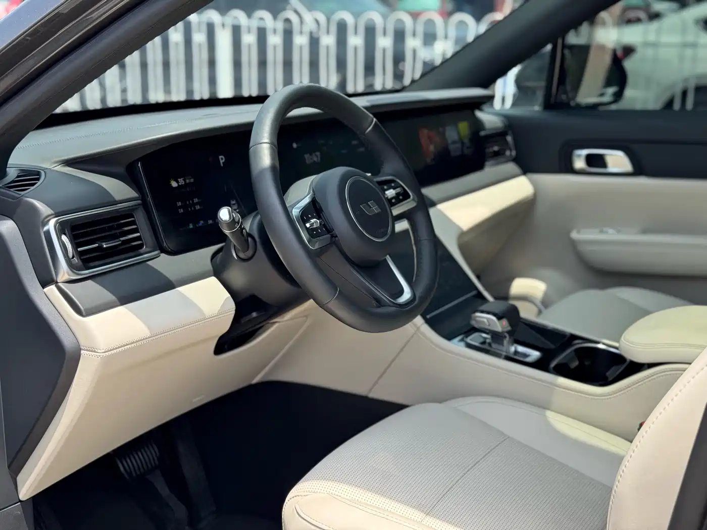 Фото 8 - Li Auto Li ONE