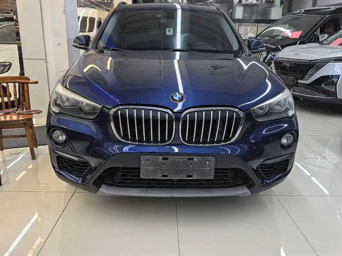 BMW X1 2018 sDrive18Li Fashion Model фото 2