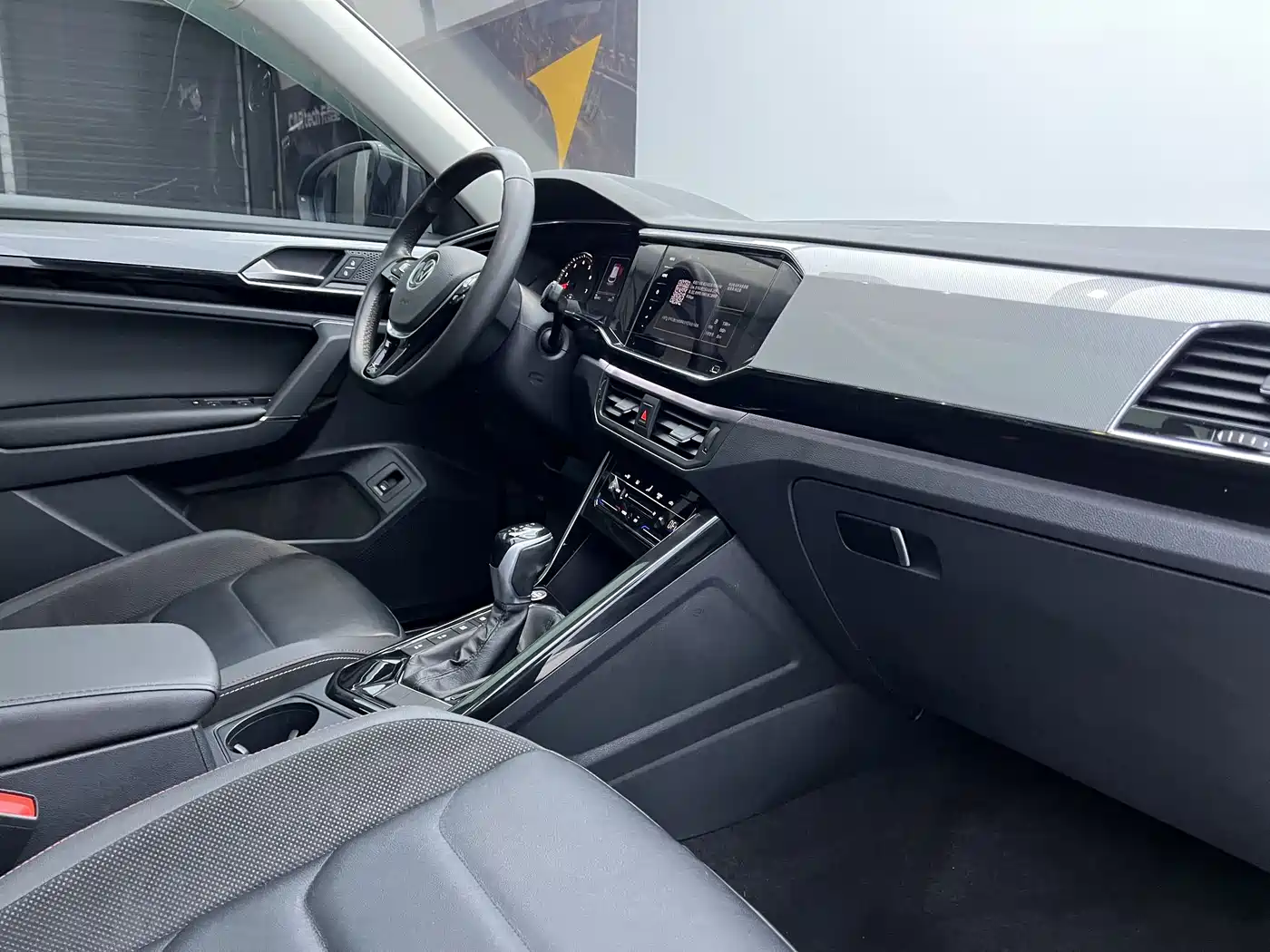 Volkswagen Tayron 2021 330TSI 2WD Luxury Smart Connect Edition фото 14