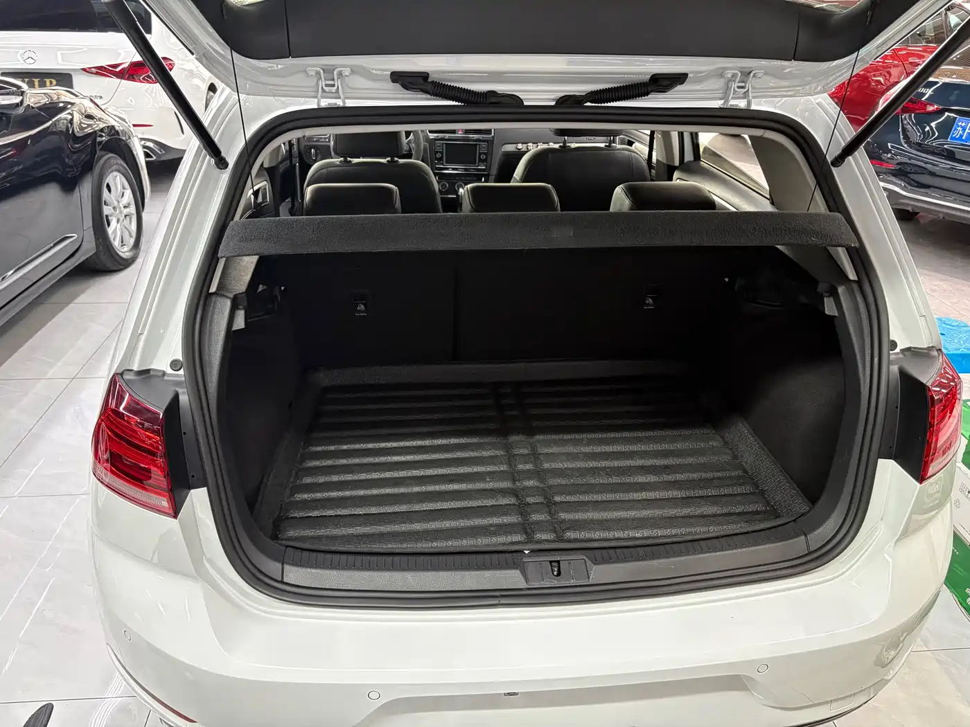Volkswagen Golf 2018 230TSI Automatic Comfort фото 4
