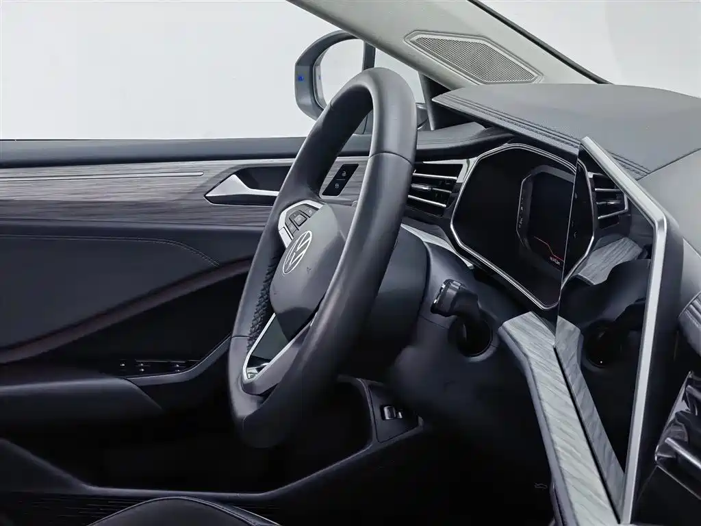 Volkswagen Sagitar 2023 300TSI DSG Excellence Edition фото 22