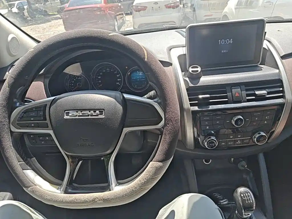 Bisu Auto Bisu T5 2017 2017 1.5T Manual Luxury